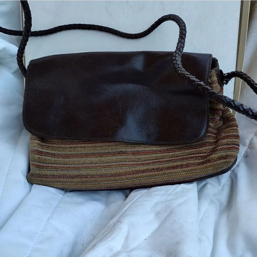 Relic crossbody bag